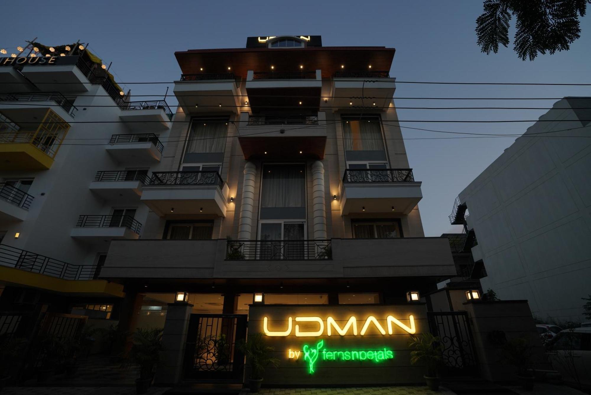 Udman Hotel Gurugram Гургаон Экстерьер фото